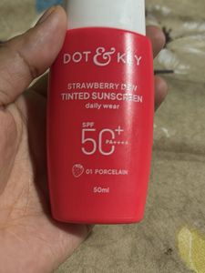 Dot &amp; Key Strawberry Dew Tinted Sunscreen