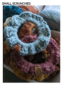 SET OF CROCHET SCRUNCHIES
