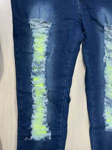 💙Beautiful Worn out Jeans In Jogger Style 💙