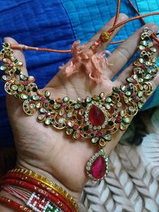 Exquisite Kundan Necklace Set