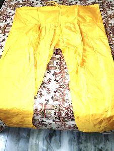 New Arractive Gold Yellow Set