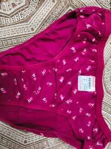 New without tag Floral Panty L size in 32 wai