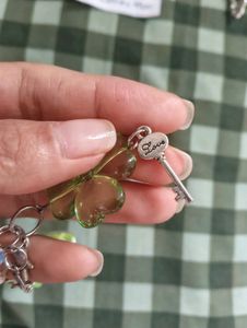 Cute Green Clover lucky Charm Keychain / keycharm