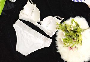 Calvin Klein Lightly padded bra with brief 👍