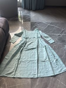Elegant Long Sleeve Checked Kurta
