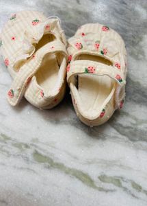 Cute Strawberry Baby Shoes