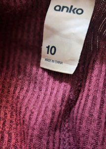 Chic Maroon Ribbed Knit Dress