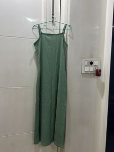 green causal cute outfit