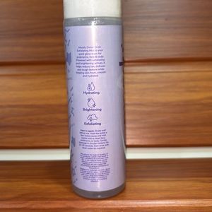 Moody Detan Dash Exfoliating Mist