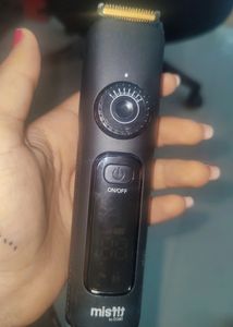 Misfit By Boat . Trimmer. Like New. Good Condition