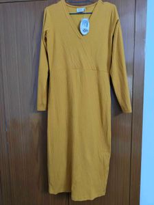 Mustard Ribbed V-Neck Midi Dress
