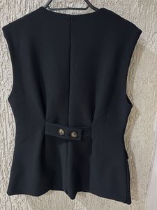 Chic Black Sleeveless Blazer Vest