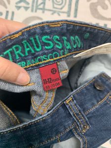 Levis Jeans - Kids / Women