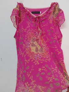 Vibrant Pink Paisley Print Kurta