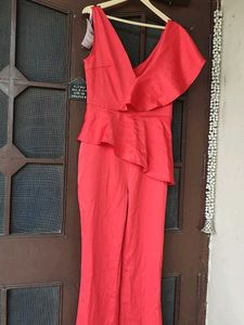 Chic Red One-Shoulder Jumpsuit