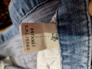 Stylish Ragged  Blue Denim Jeans