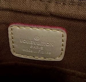 Louis Vuitton Replica Crossbody Bag
