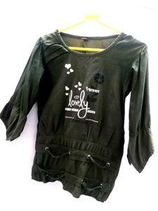 Stylish Green Tunic with Bell Sleeves
