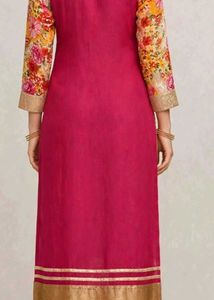 Beautiful Floral Print Kurta Set