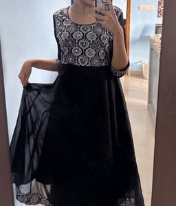 Black kurti