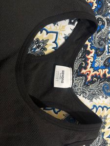 Activewear sports bra