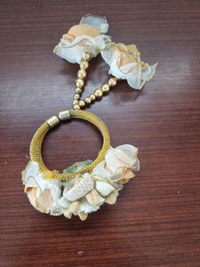 Flower Bracelet