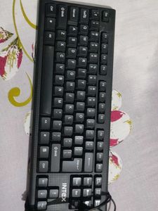 Intex Keyboard - Wired