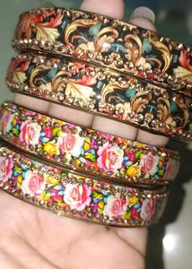 Exquisite Floral Bangle Set(only 2)