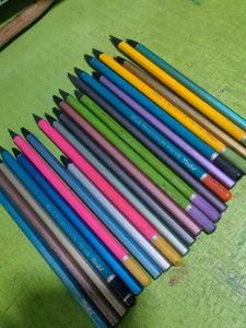 Sketching Pencil Set
