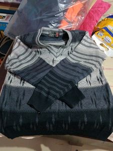 Tibattian Sweater Very Heat 1-2 Time Used