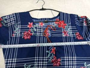 Stylish Navy 🆕🎁Blue Checked Kurta with Floral Pr
