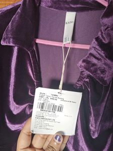 Free delivery Velvet Ruched Long Sleeve Top