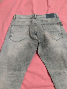 Men's Light Wash Jeans