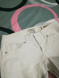 White Jeans With Affordable Price
