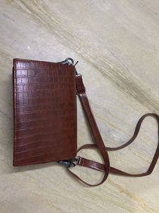 Chic Brown Croc Embossed Handbag