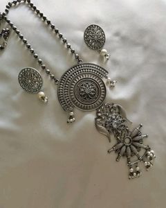 Classy Semiprecious Stones Set 💞👌👌👌👌Newly ARRIVED