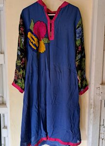 Georgette Kurti, Looks Great On Wearing