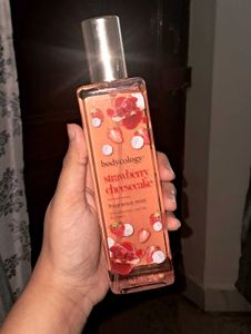 Bodycology Strawberry Cheesecake Mist🍓🧁✨️