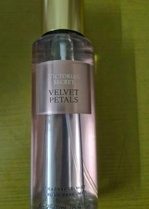 Victoria's Secret Velvet Petals Body Mist