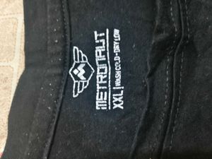 Metronaut mickey print t shirt in xl size