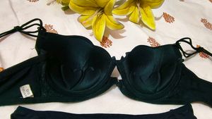 Very Sexy And Beautiful Bra With Penty