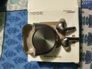 NOISE MASTER BUDS