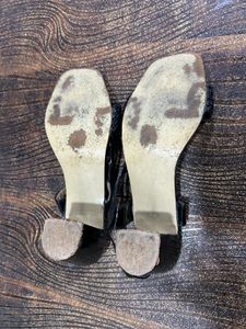 Chic Black Block Heel Sandals