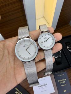 Daniel Wellington Black Mesh Watch Set