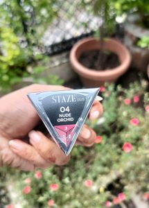 Staze Love Tri-Angle 3-in-1 Lipstick