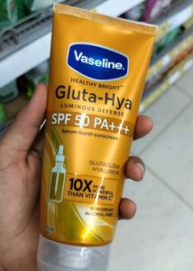 Vaseline Gluta hya sunscreen SPF 50 pa++++