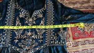 Elegant Teal Embroidered Kurta