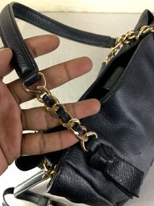 Tory Burch Amanda Pebbled Leather Convertible Bag