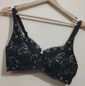 Black ⚫ Lace Design Bra For 34 D Bust