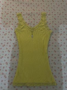 uniqlo layering cami